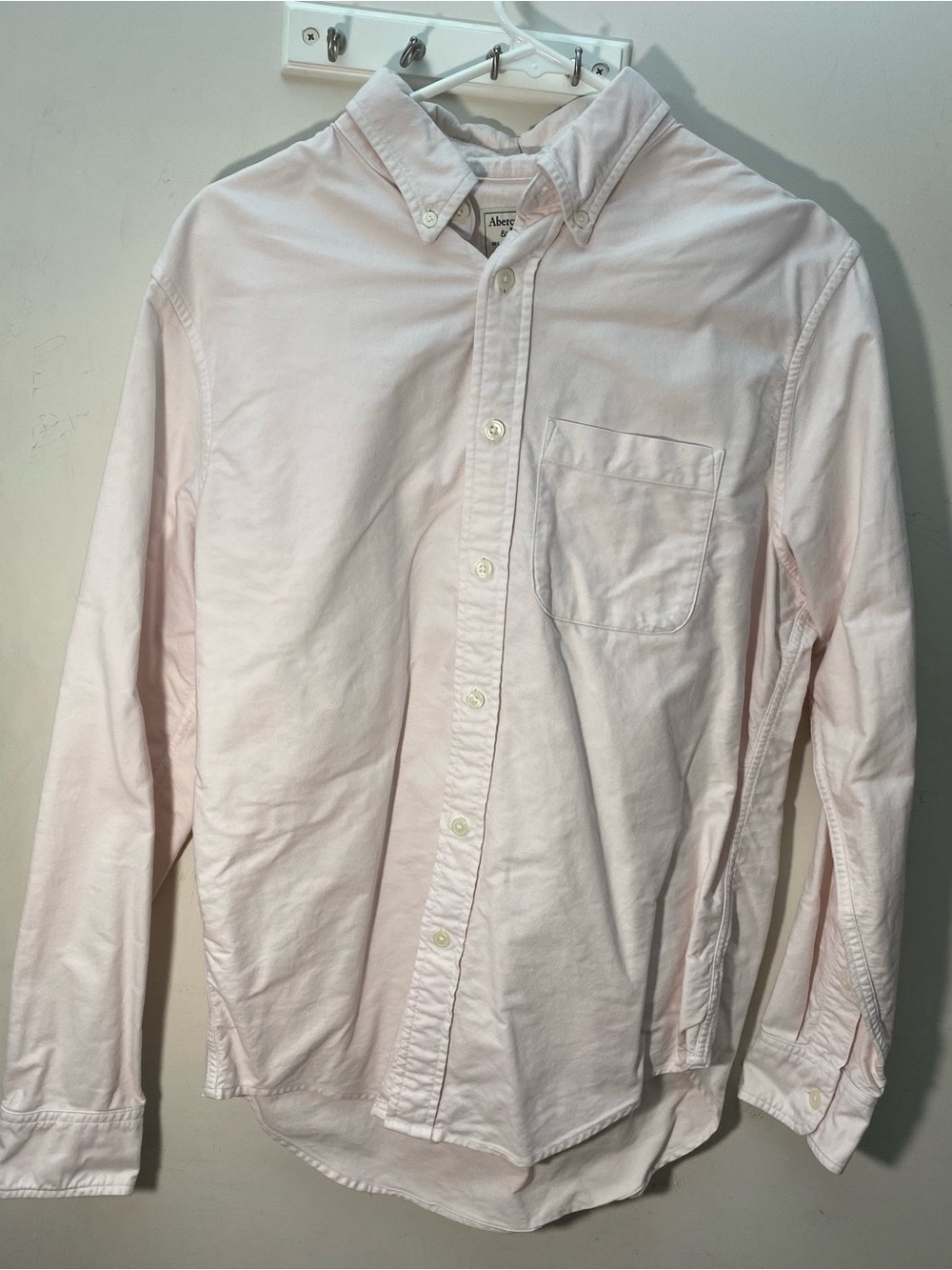 Abercrombie & Fitch Men's Light Pink Button-Down Oxford Shirt